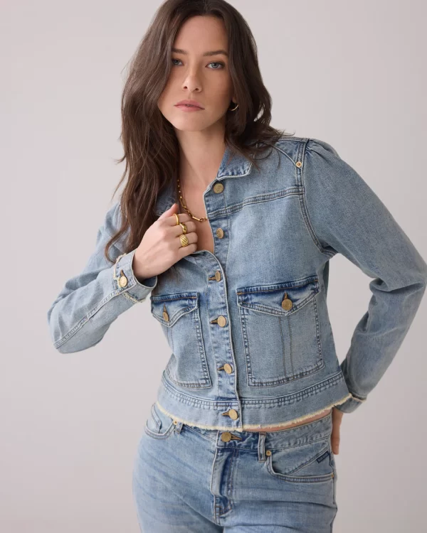 Cazadora vaquera elástica