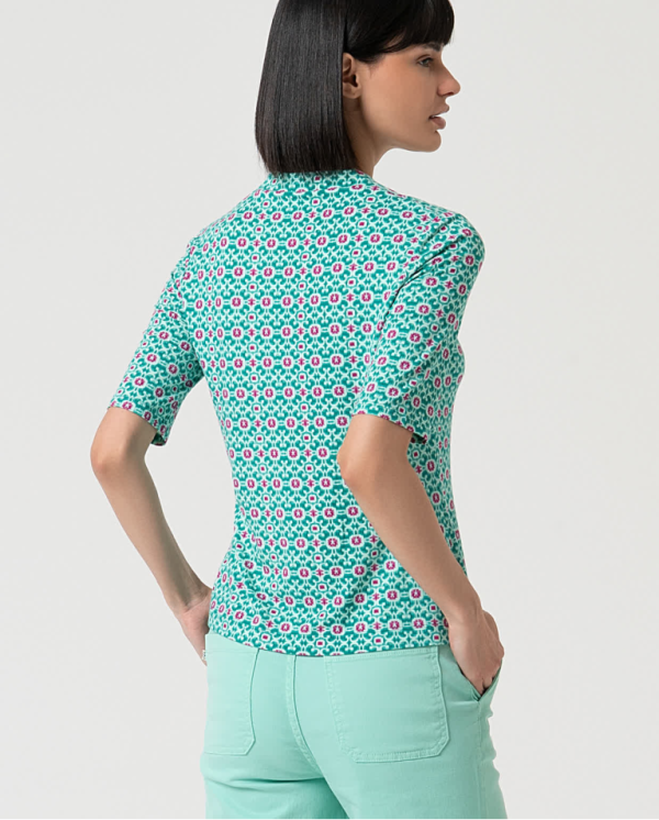 Camiseta estampada escote pico - Imagen 6