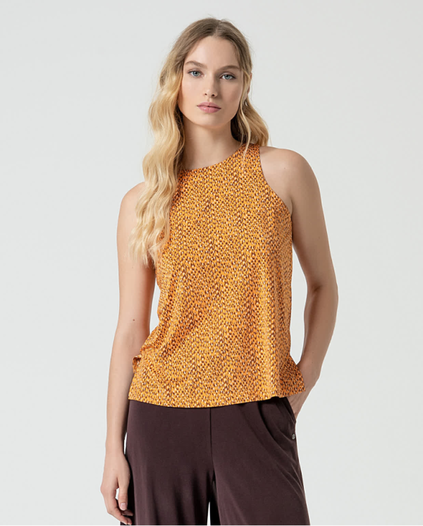 Top estampado cuello redondo