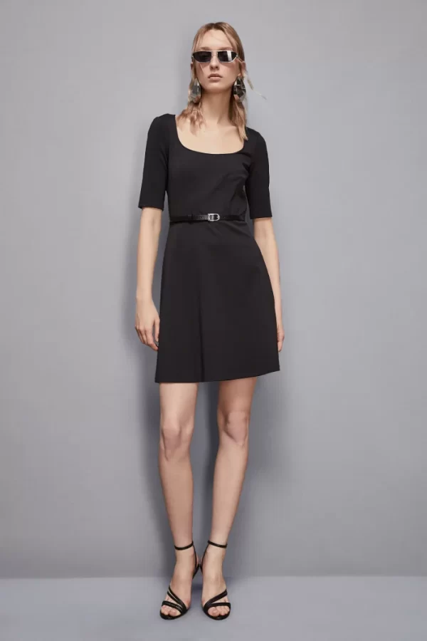 Mini vestido negro - Imagen 2