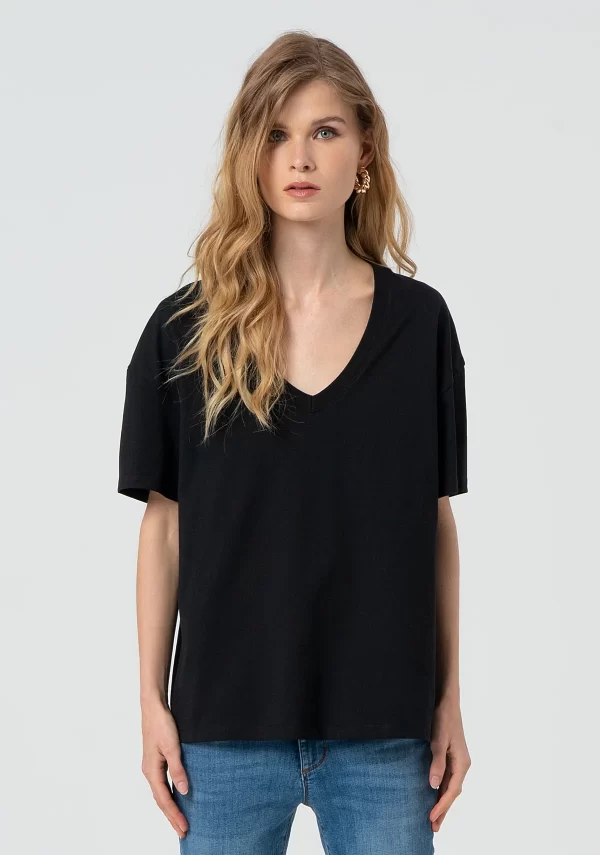 Camiseta básica escote en V